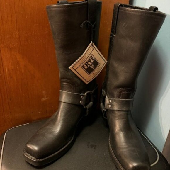 FRYE Harness 12R Square Toe Boot - Picture 8 of 16